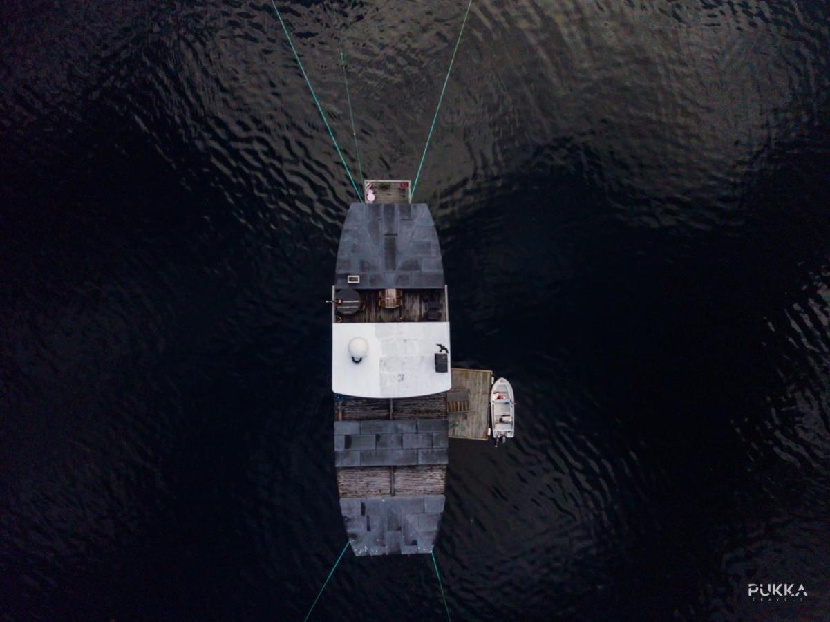 Volda Floating Home Kvaloya Bagian luar foto
